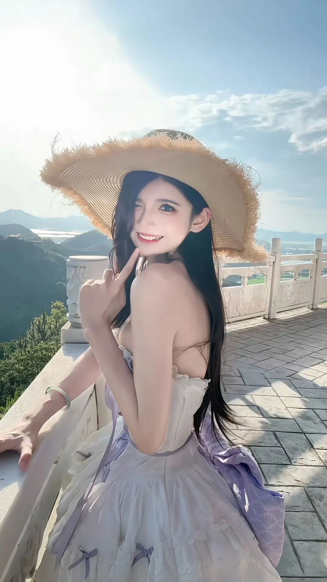 狗头萝莉吐槽网友太严格,如果当初自己真M,现在得有千万存款,可自己不是那种人,如今又穷还被骂!